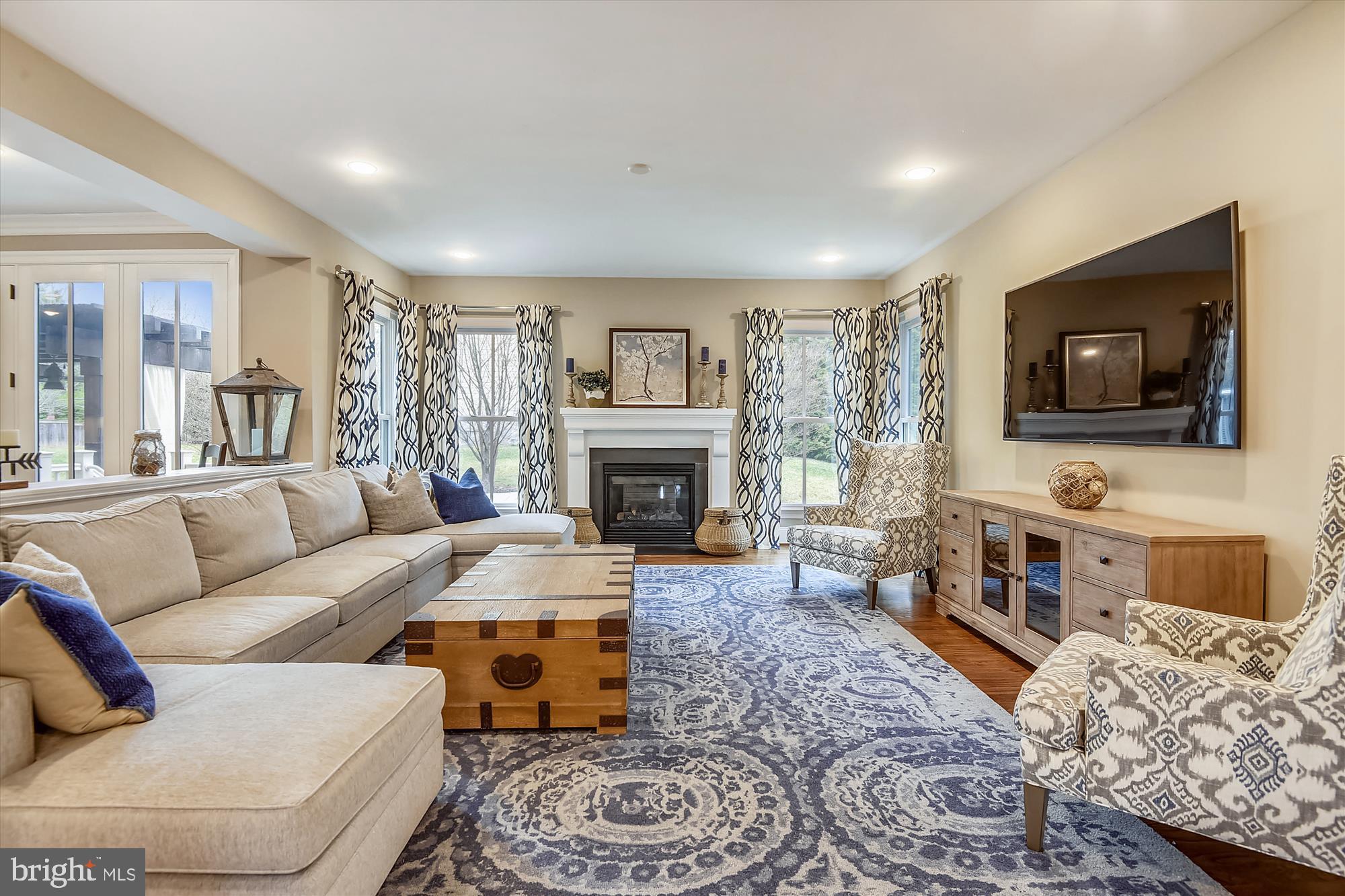 CHESTERBROOK MANOR - Residential