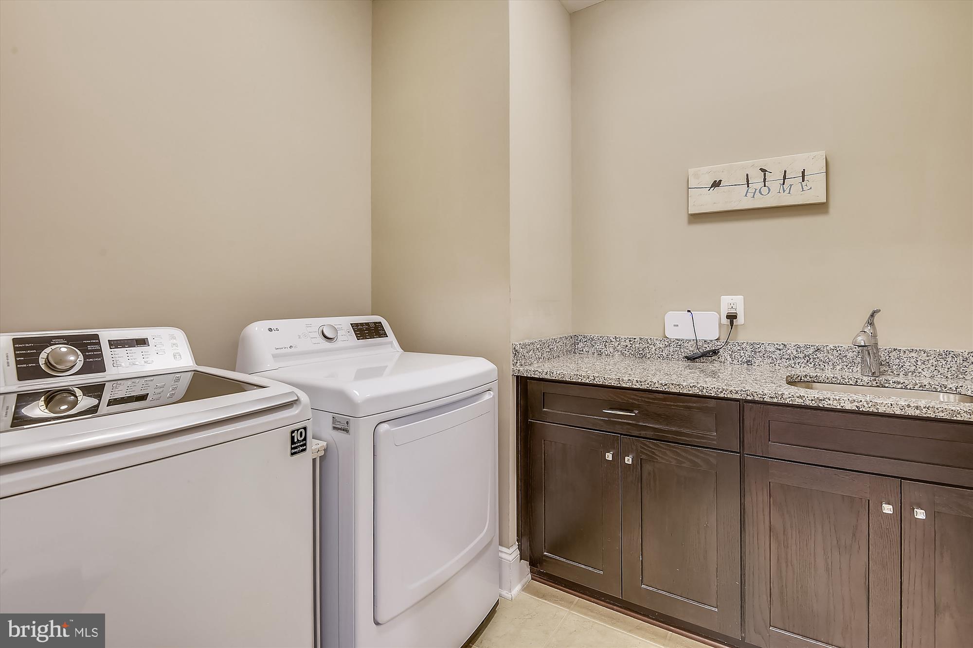 CHESTERBROOK MANOR - Residential