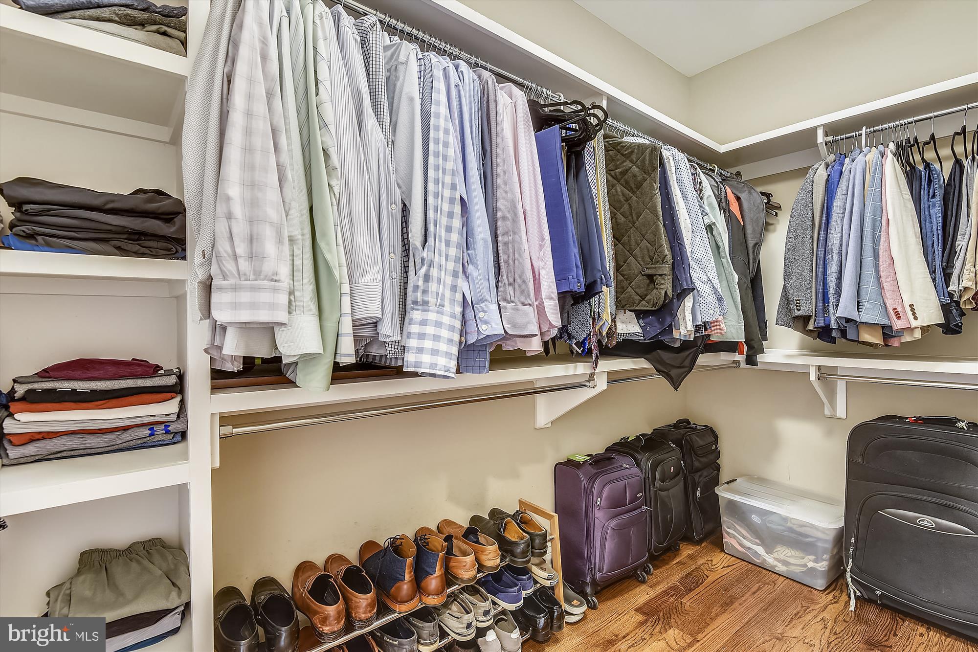 CHESTERBROOK MANOR - Residential