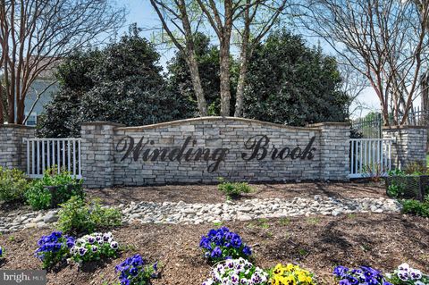 13721 FLOWING BROOK COURT CHANTILLY VA 20151