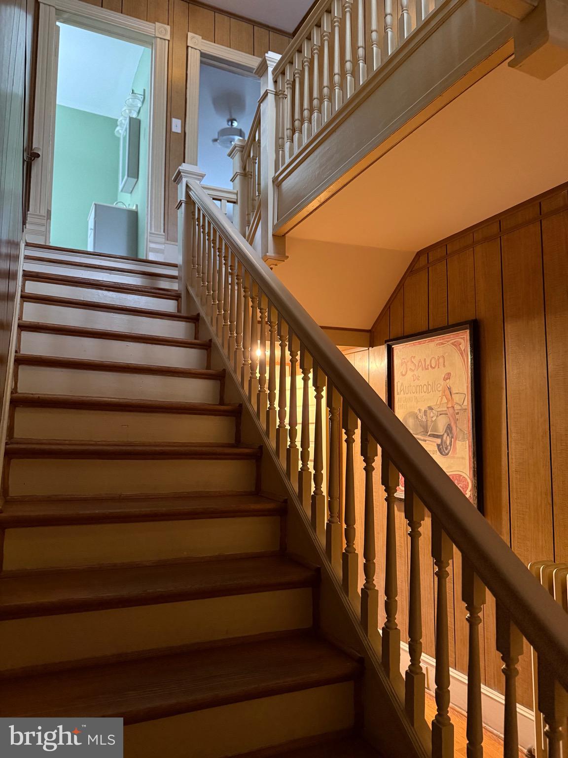 DAVIS STRASBURG - Residential Lease