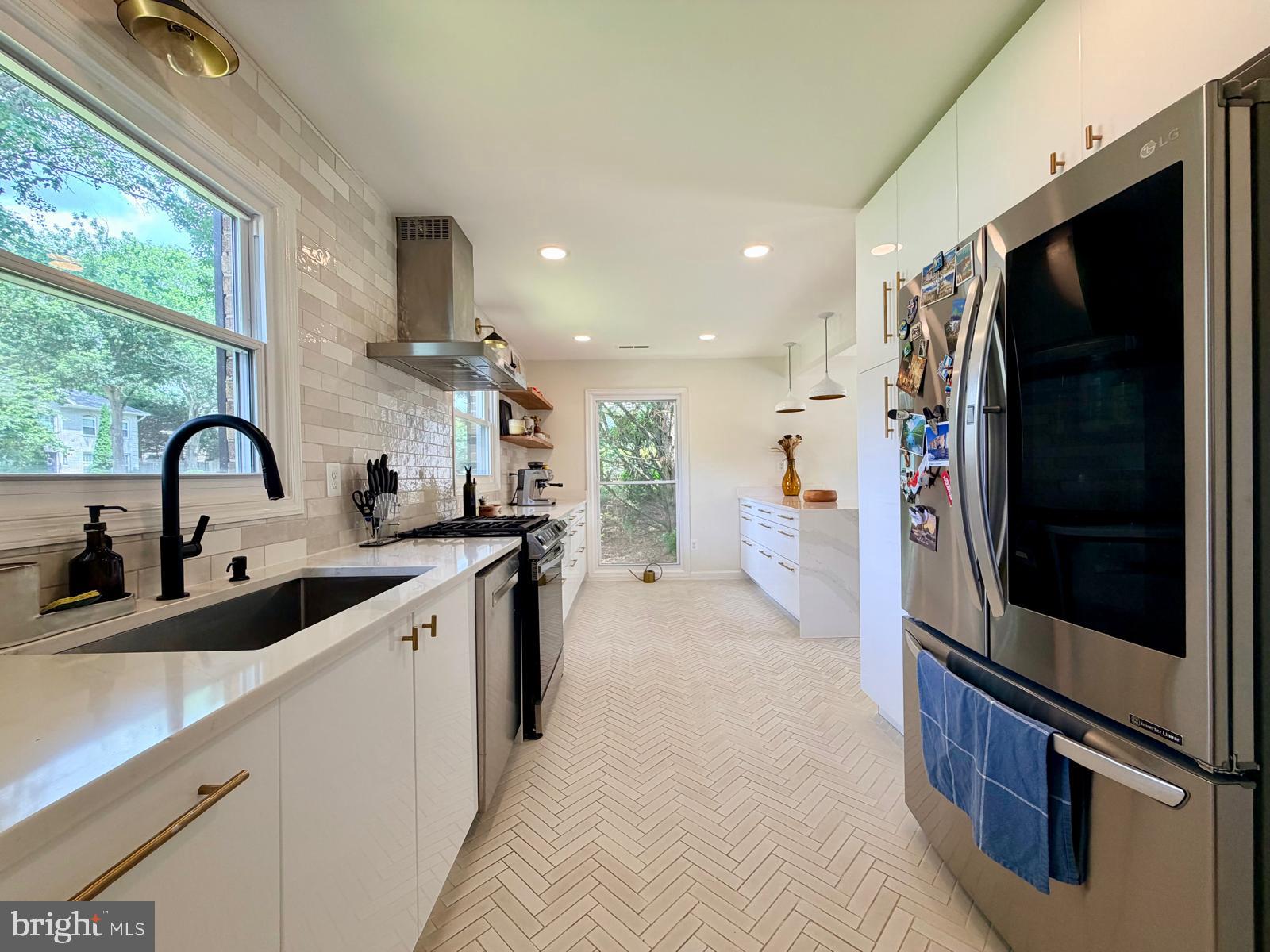 12904 MISSIONWOOD WAY