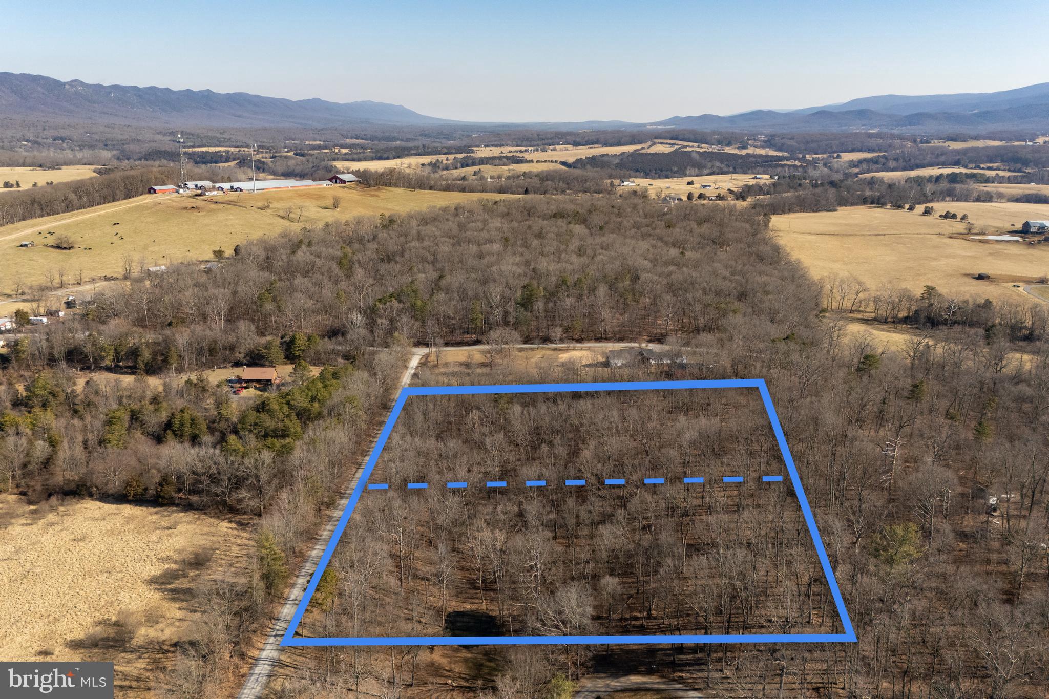 HOPE MILLS ACRES - Land