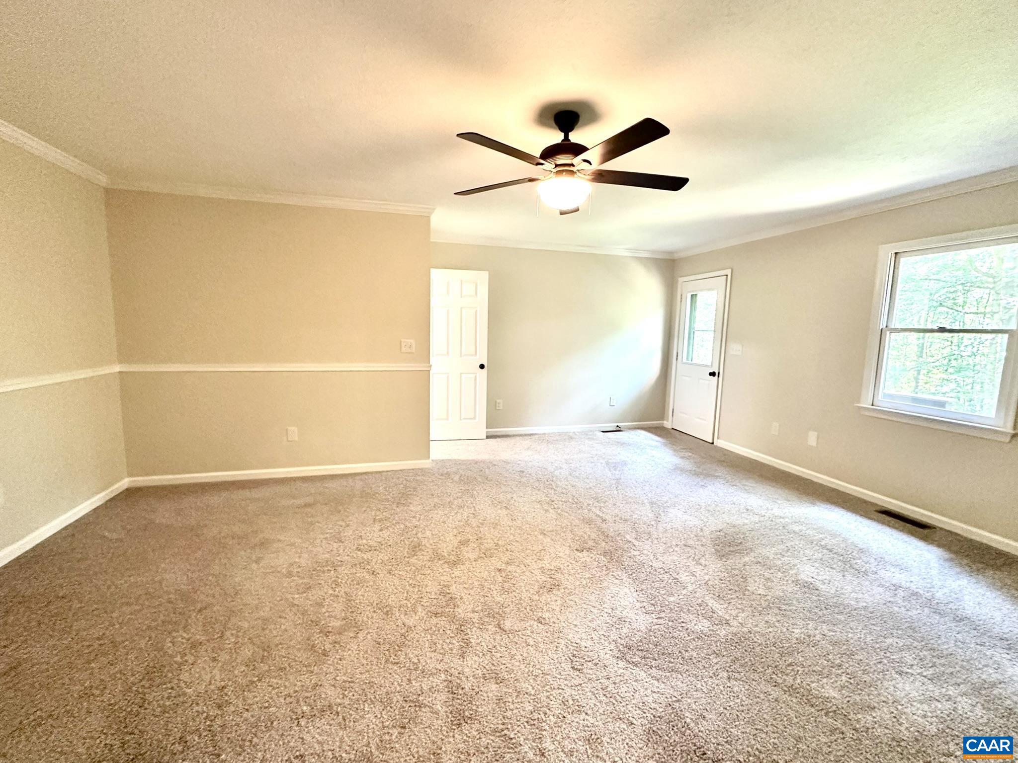 DEER LAKE ESTATES - Residential