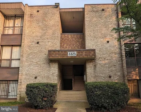 3325 Huntley Square Drive Unit T2, Temple Hills, MD MLS: MDPG2148770