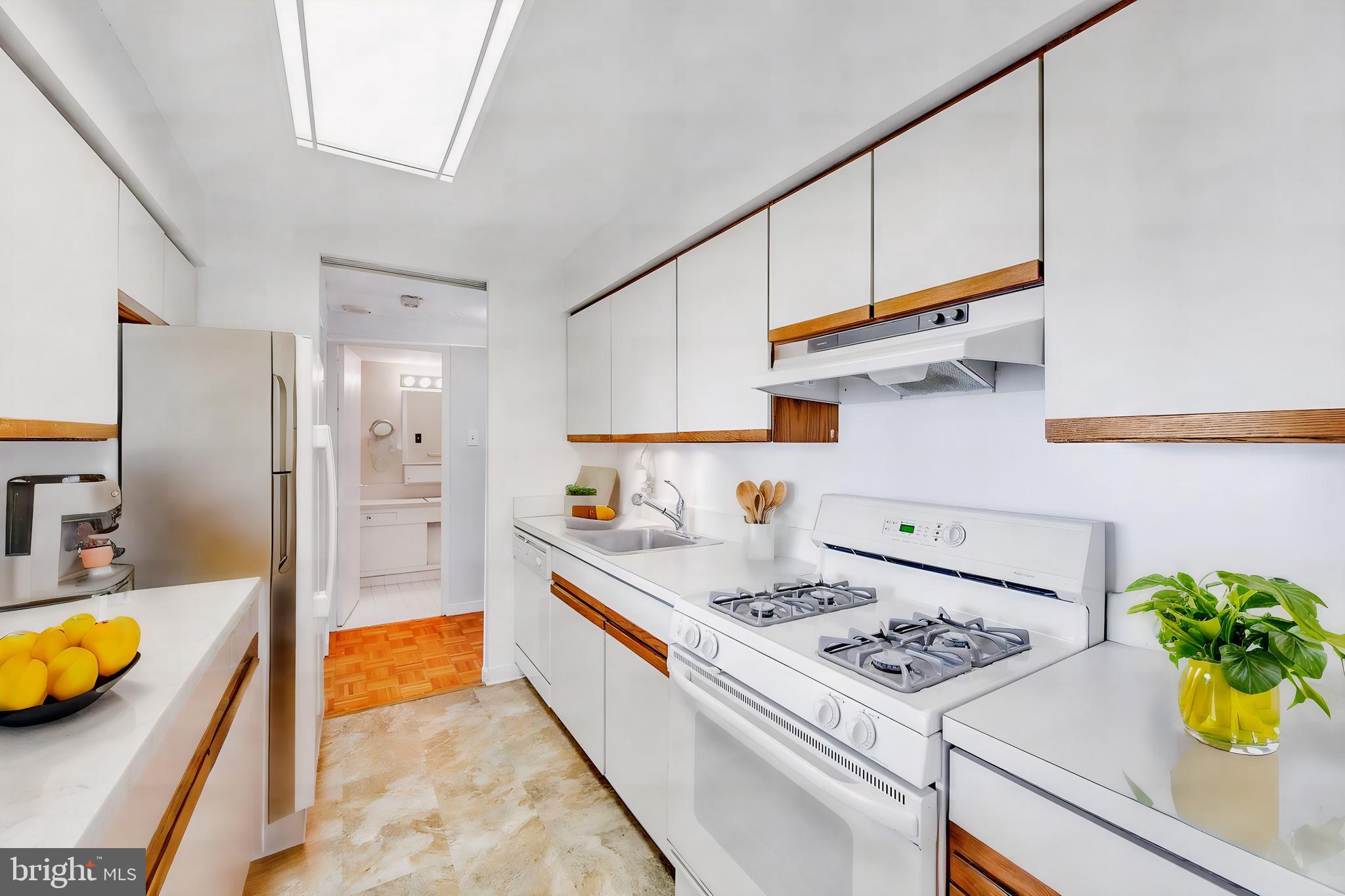 HOPKINSON HOUSE - Residential