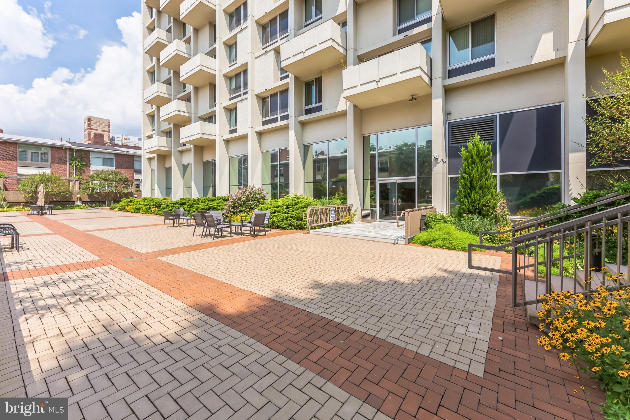 HOPKINSON HOUSE - Residential