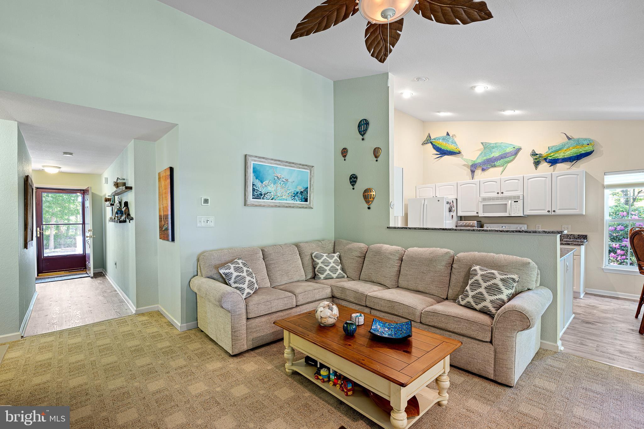 SOUTH HAMPTON - Residential