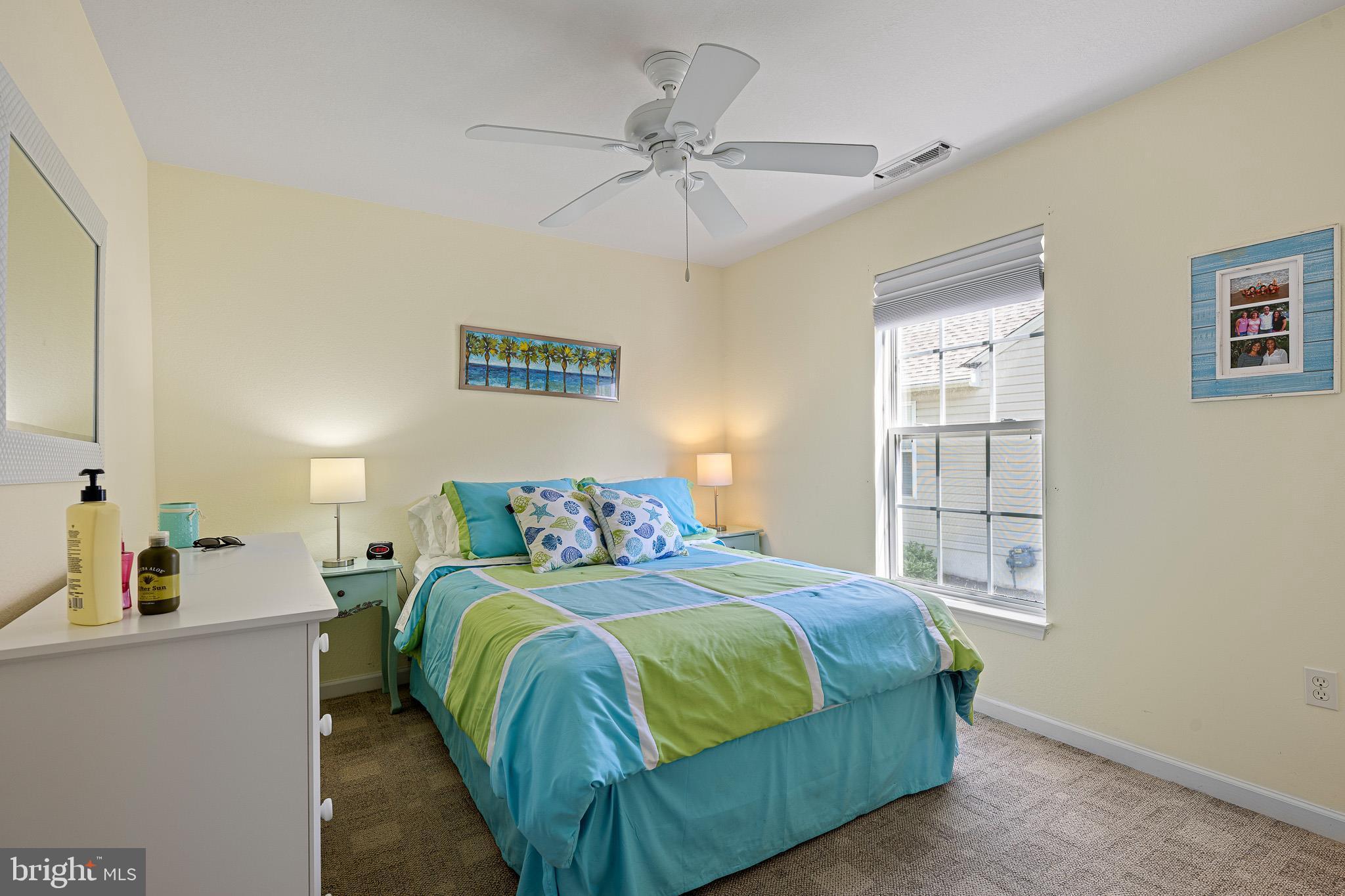 SOUTH HAMPTON - Residential