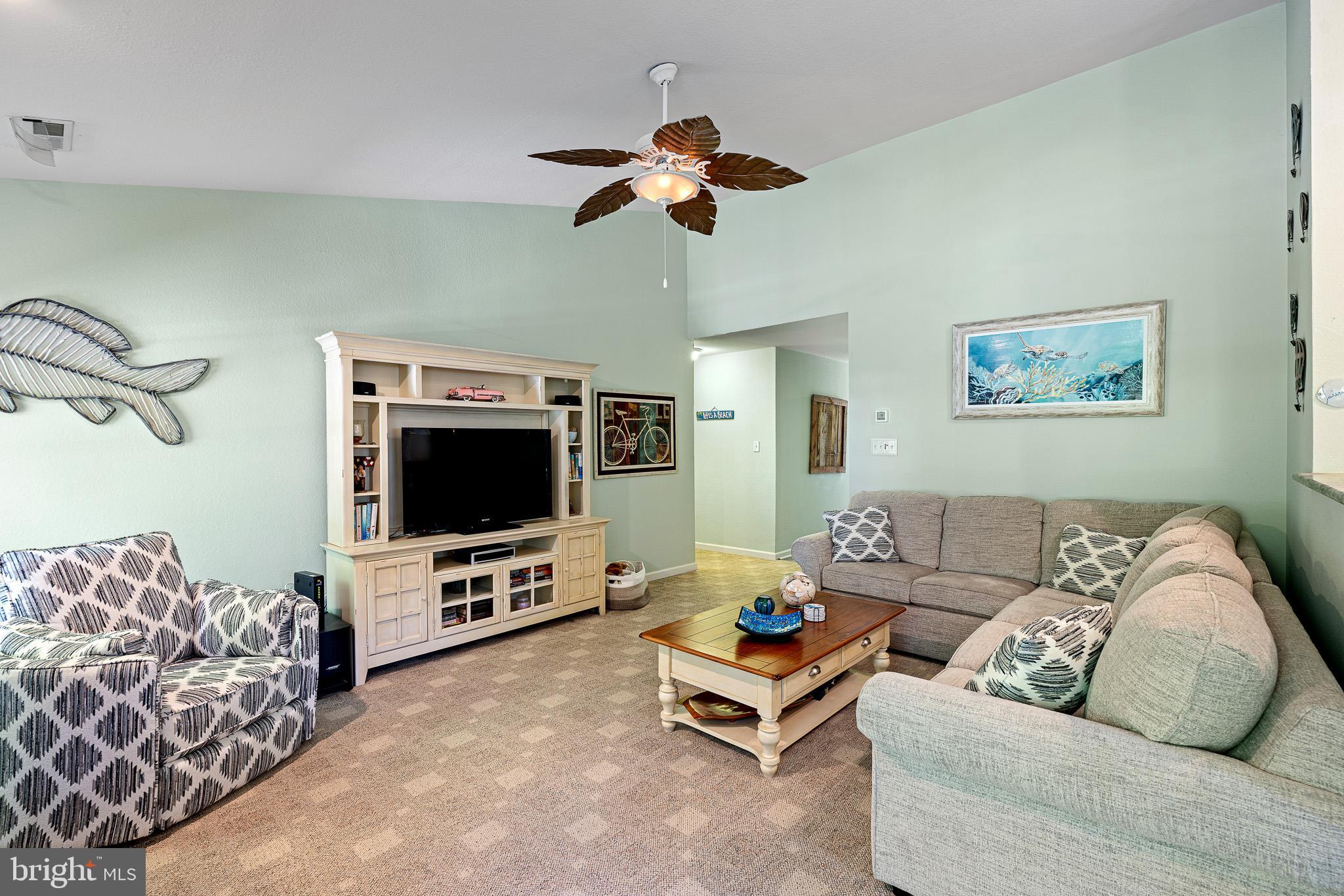 SOUTH HAMPTON - Residential