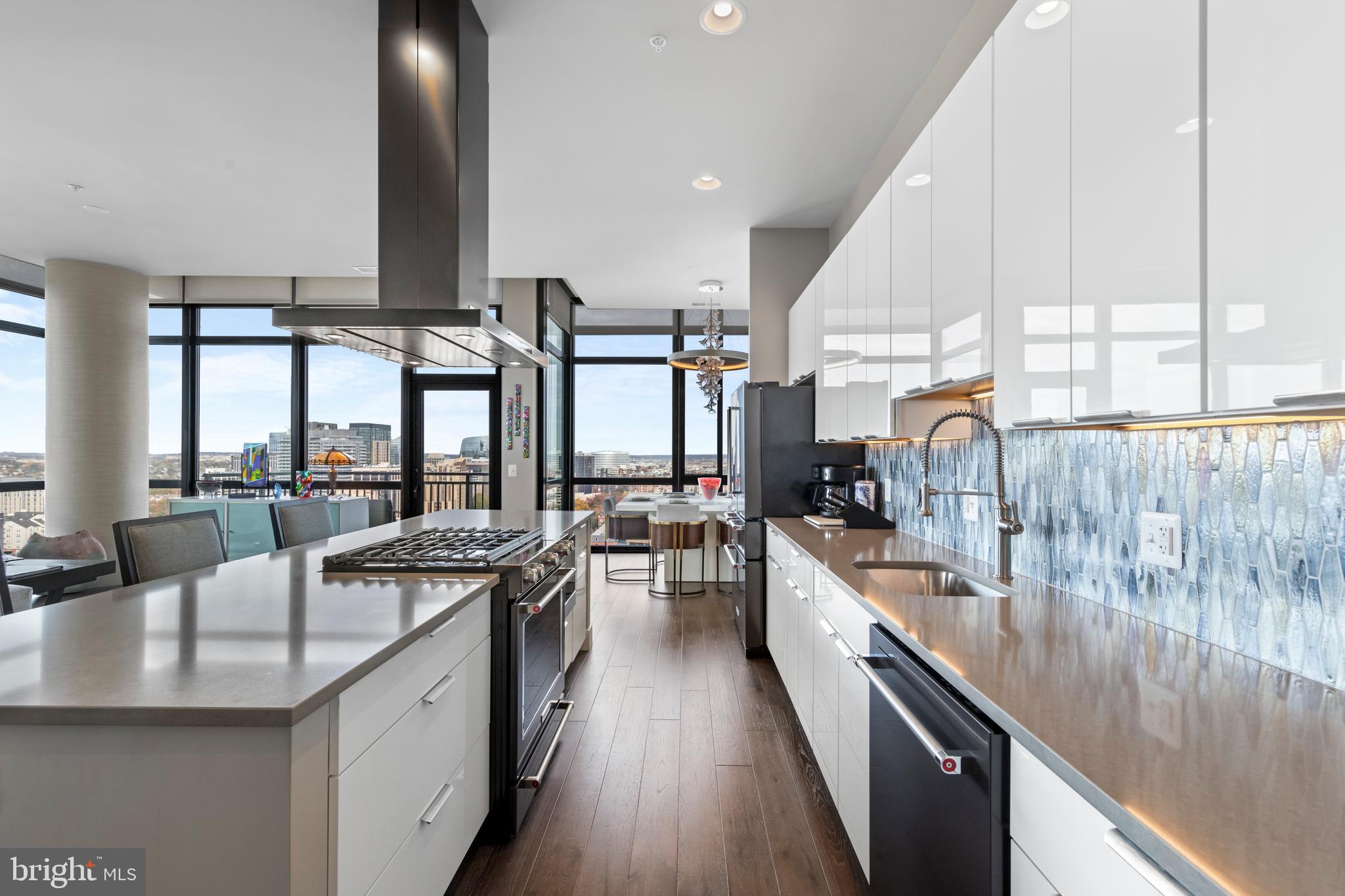 COURTHOUSE - Residential