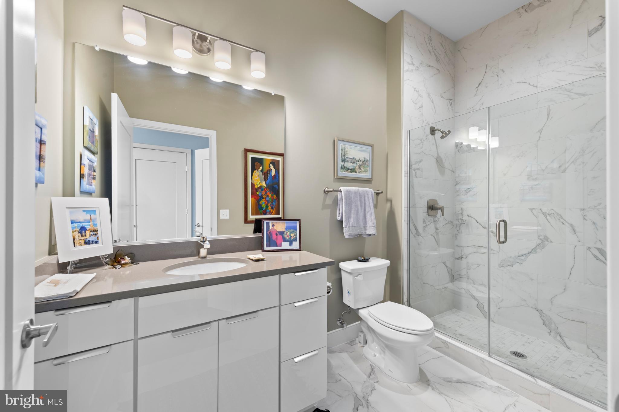 COURTHOUSE - Residential