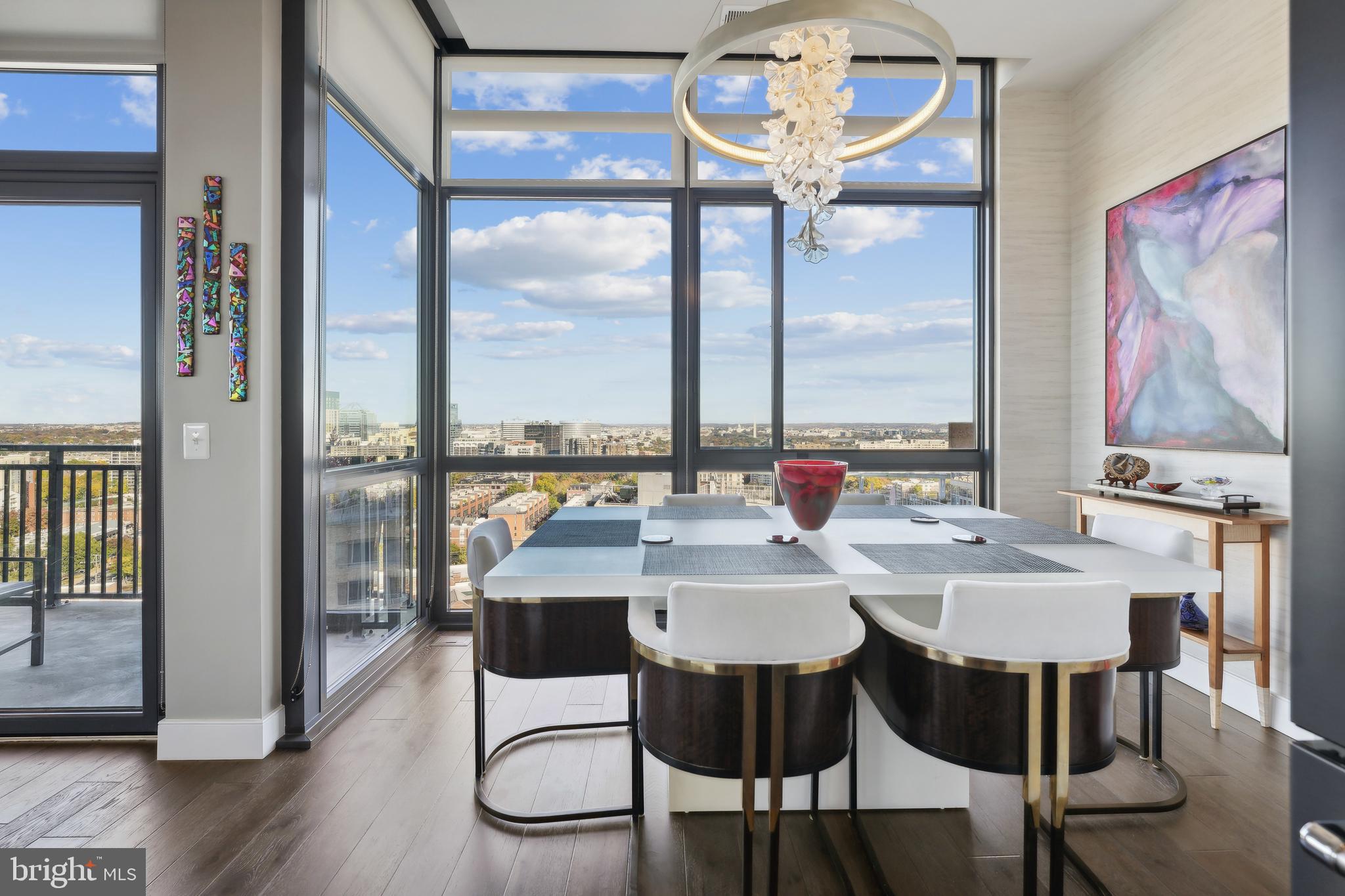 COURTHOUSE - Residential