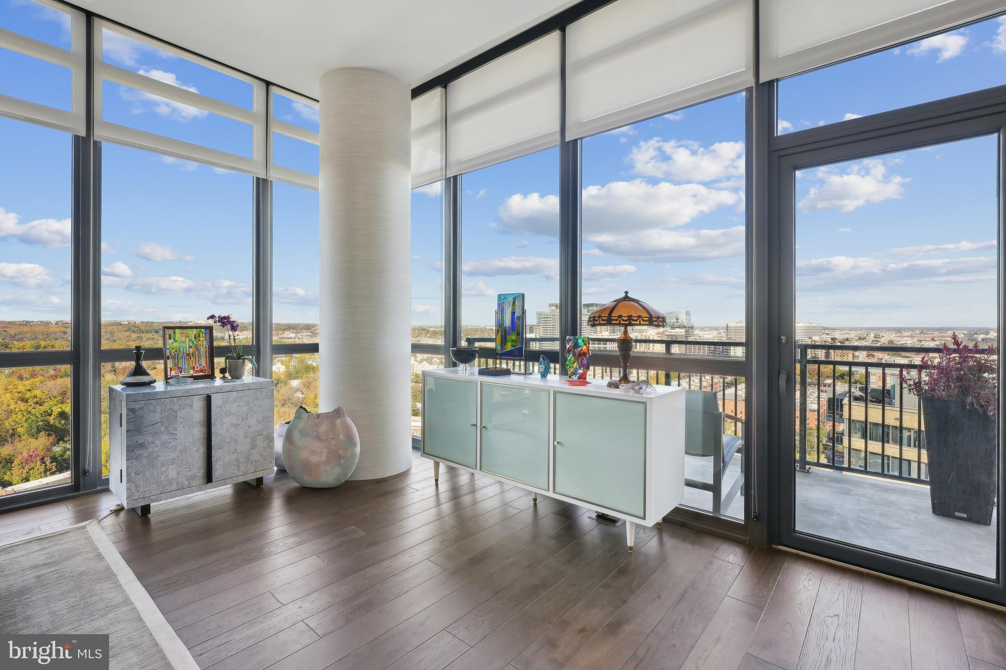 COURTHOUSE - Residential