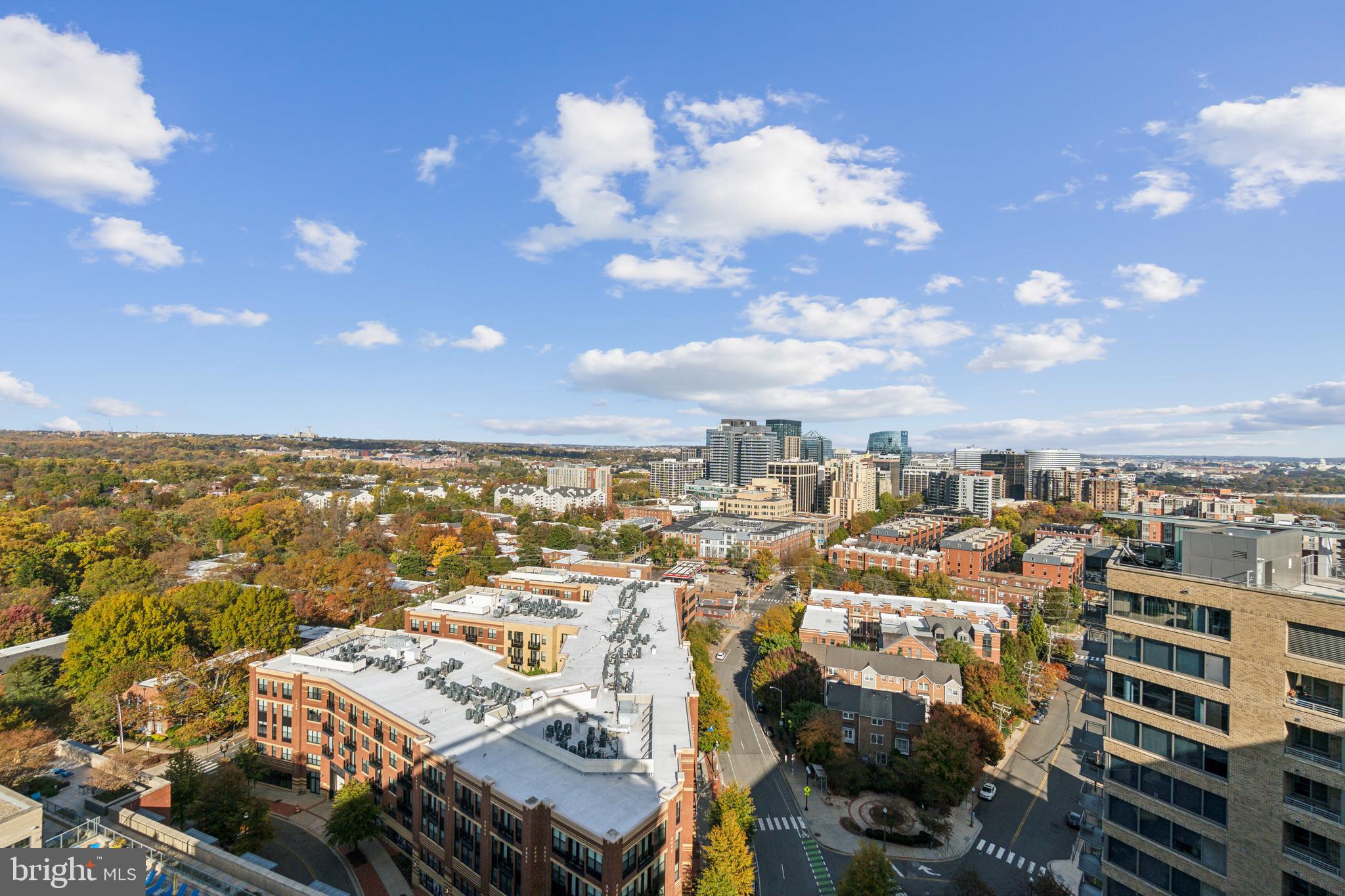 COURTHOUSE - Residential