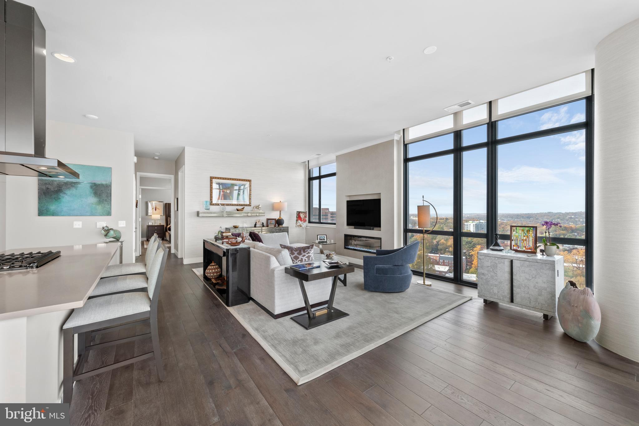 COURTHOUSE - Residential