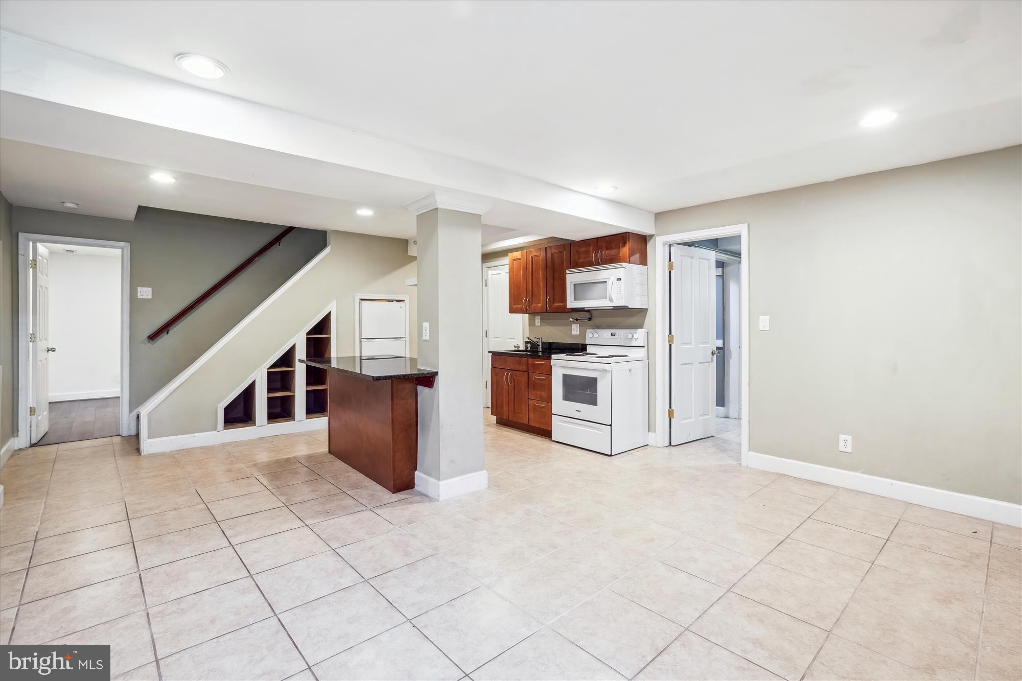 FAIRLAND ESTATES - Residential