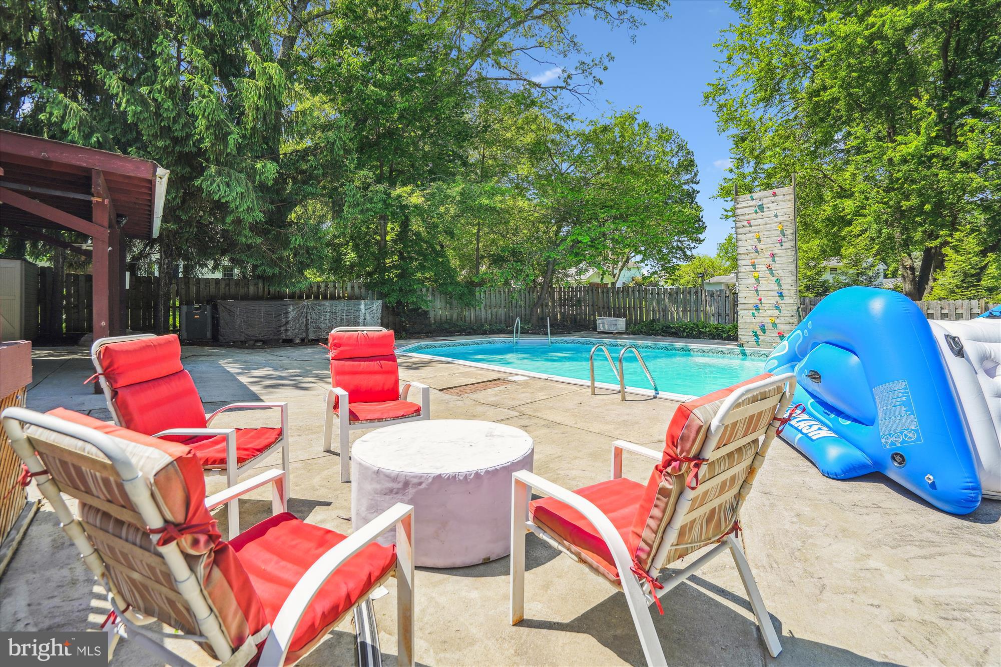 FAIRLAND ESTATES - Residential