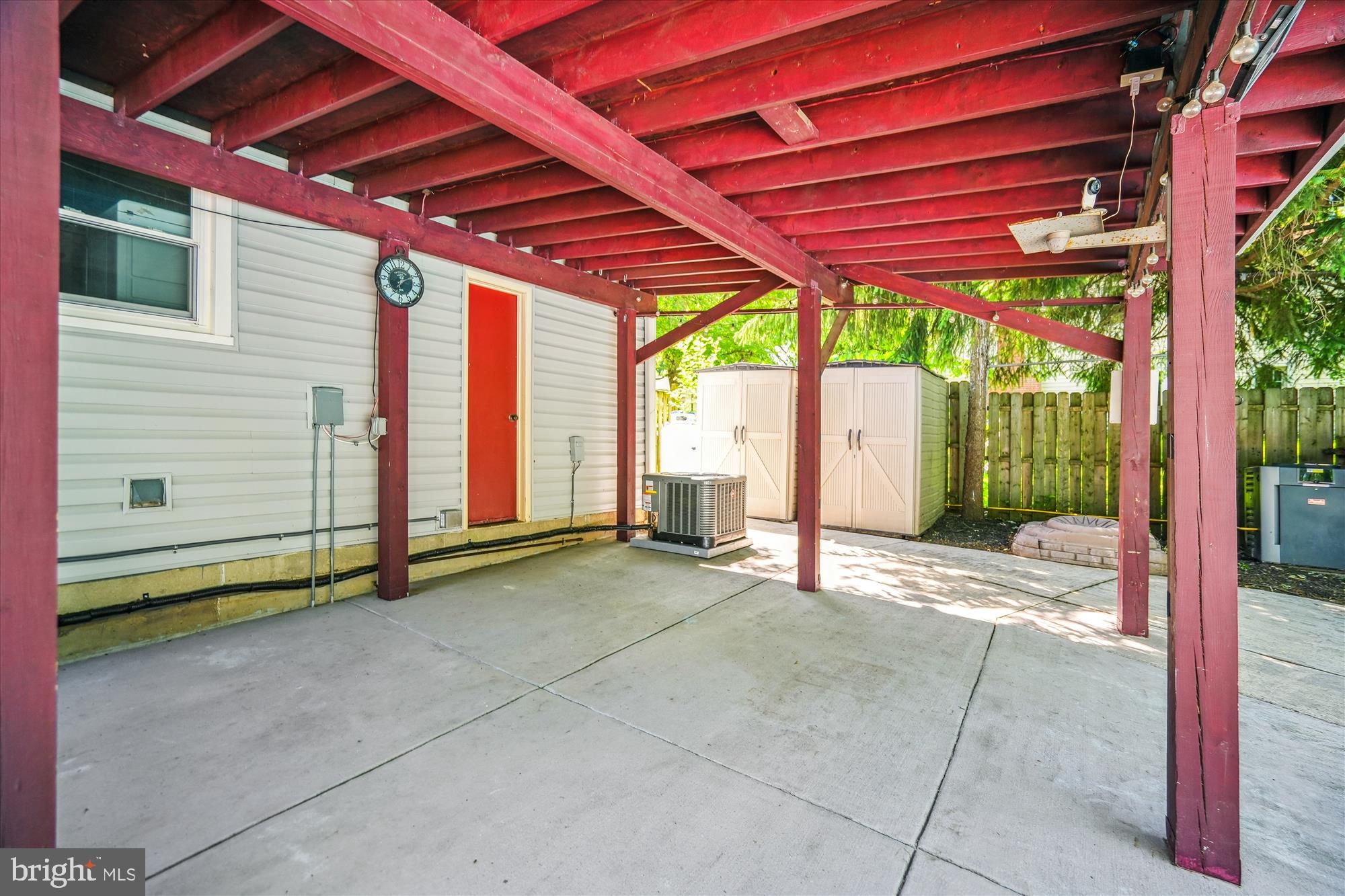 FAIRLAND ESTATES - Residential