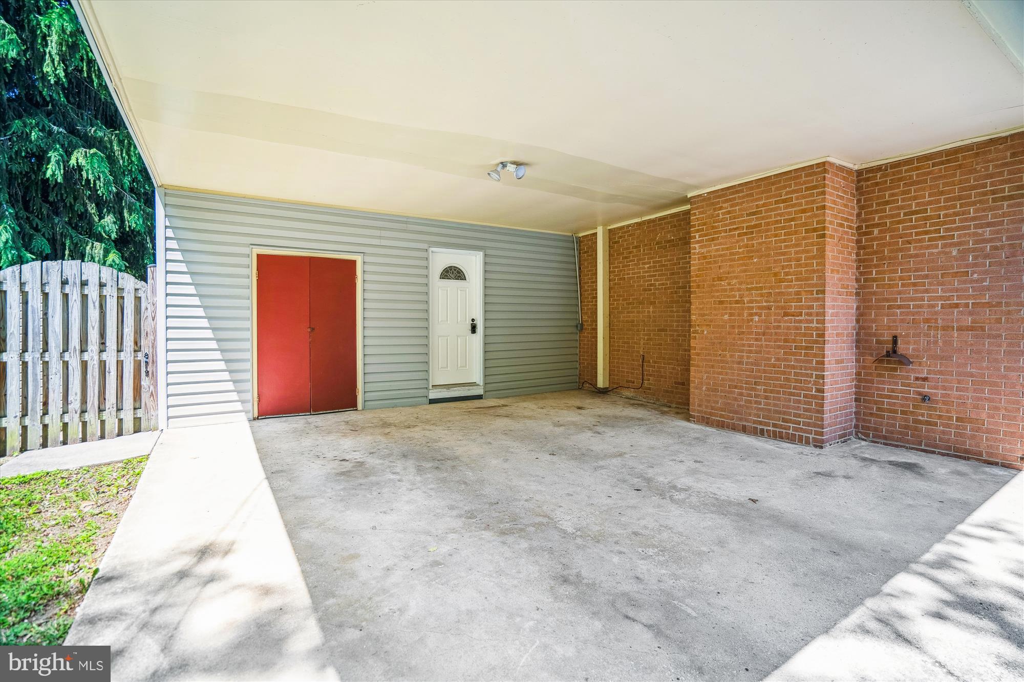 FAIRLAND ESTATES - Residential