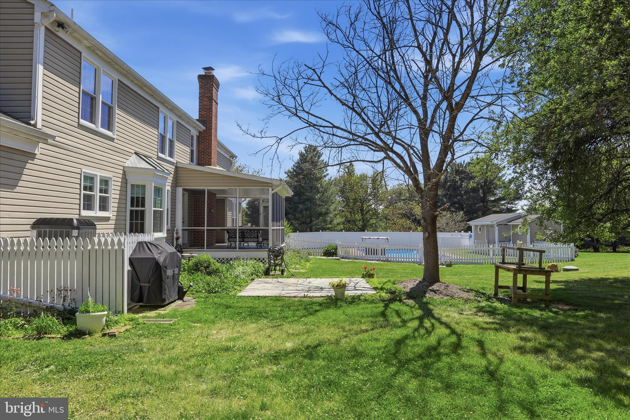 STEEPLE CHASE - Residential