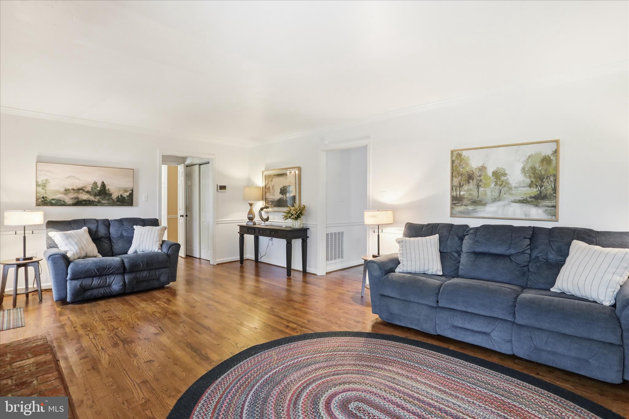 STEEPLE CHASE - Residential