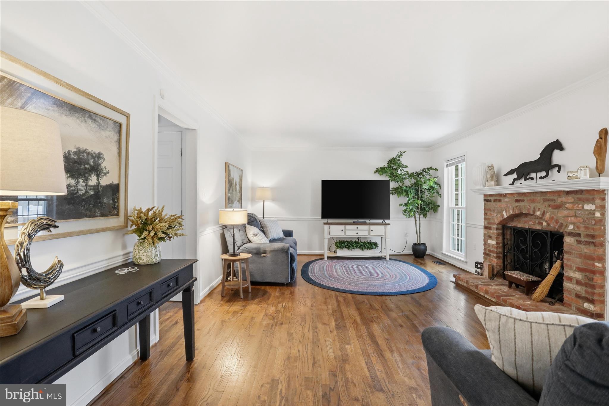 STEEPLE CHASE - Residential