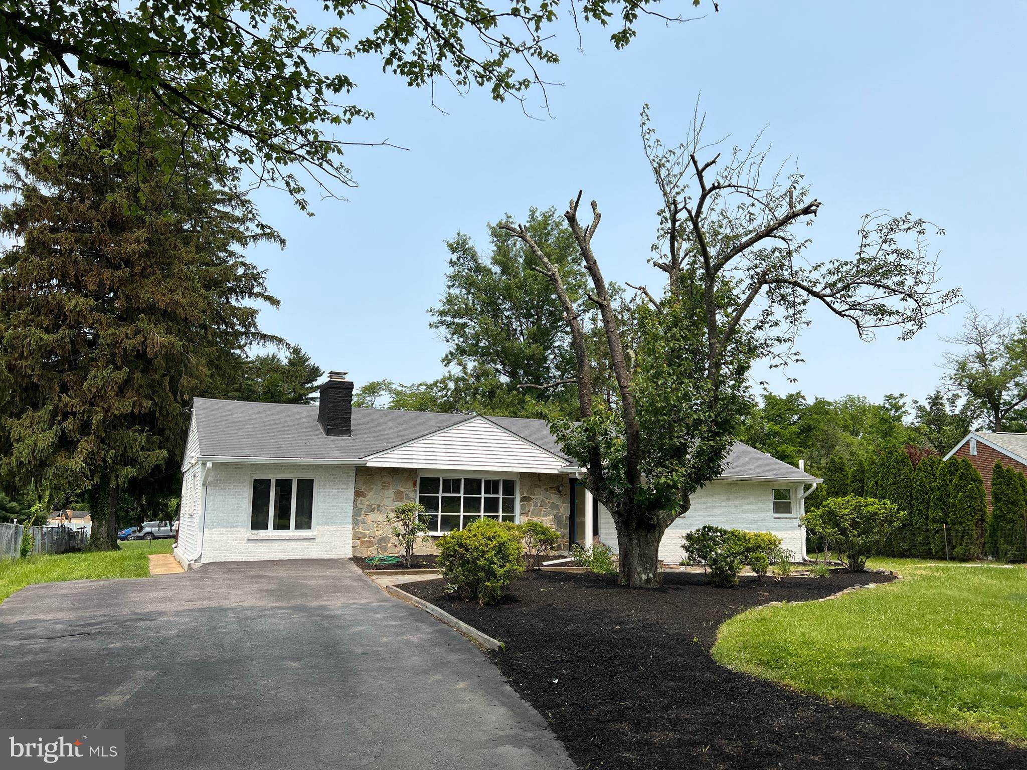 9337 MILLBROOK ROAD