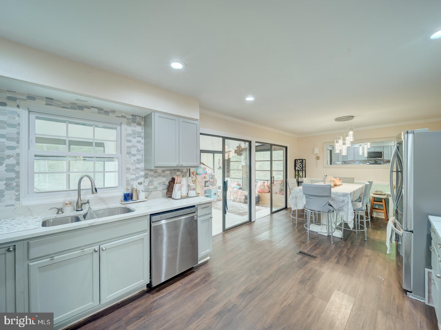 11286 LUCASVILLE ROAD