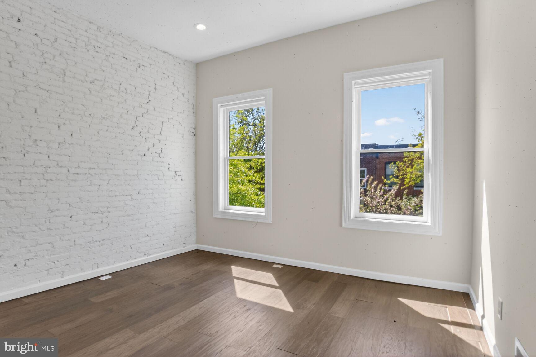 PATTERSON PARK - Residential