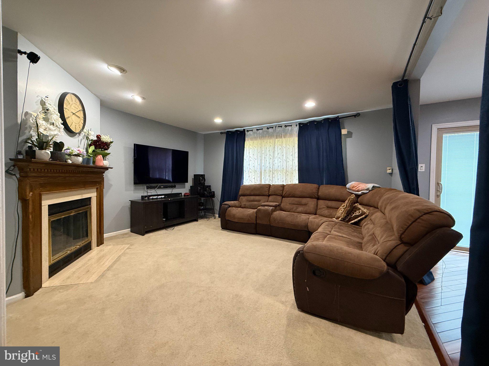 1129 BYRON COURT