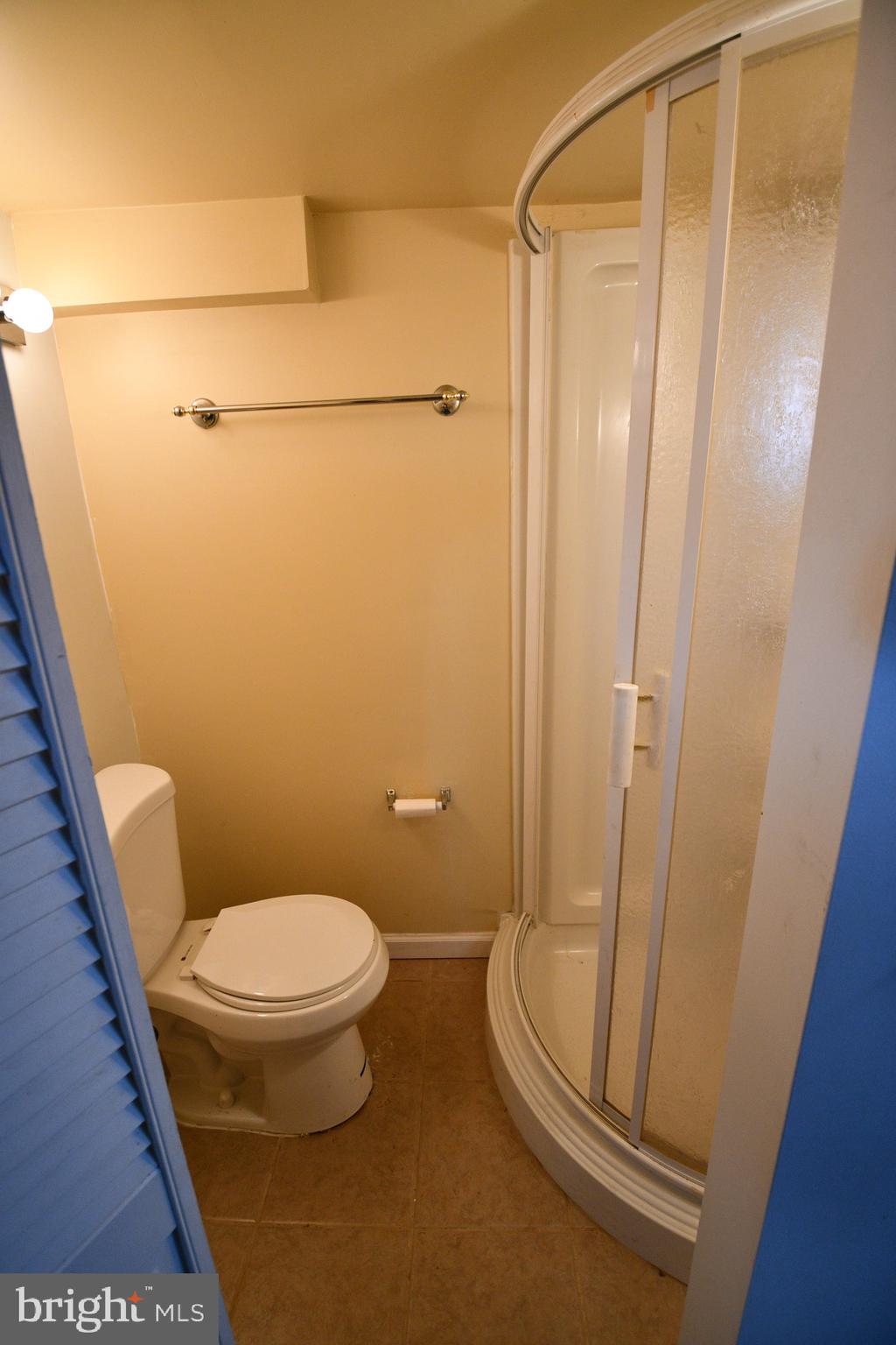 JACOB GREASLEY - Residential Lease