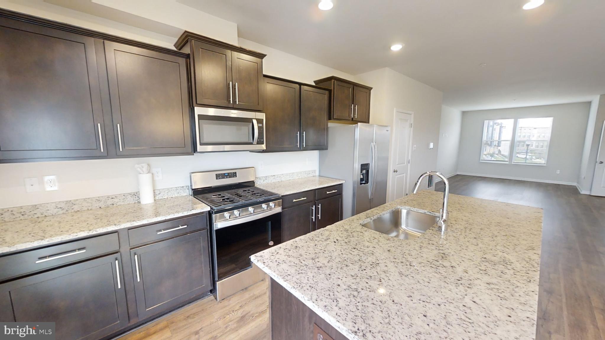 RENN QUARTER - Residential Lease