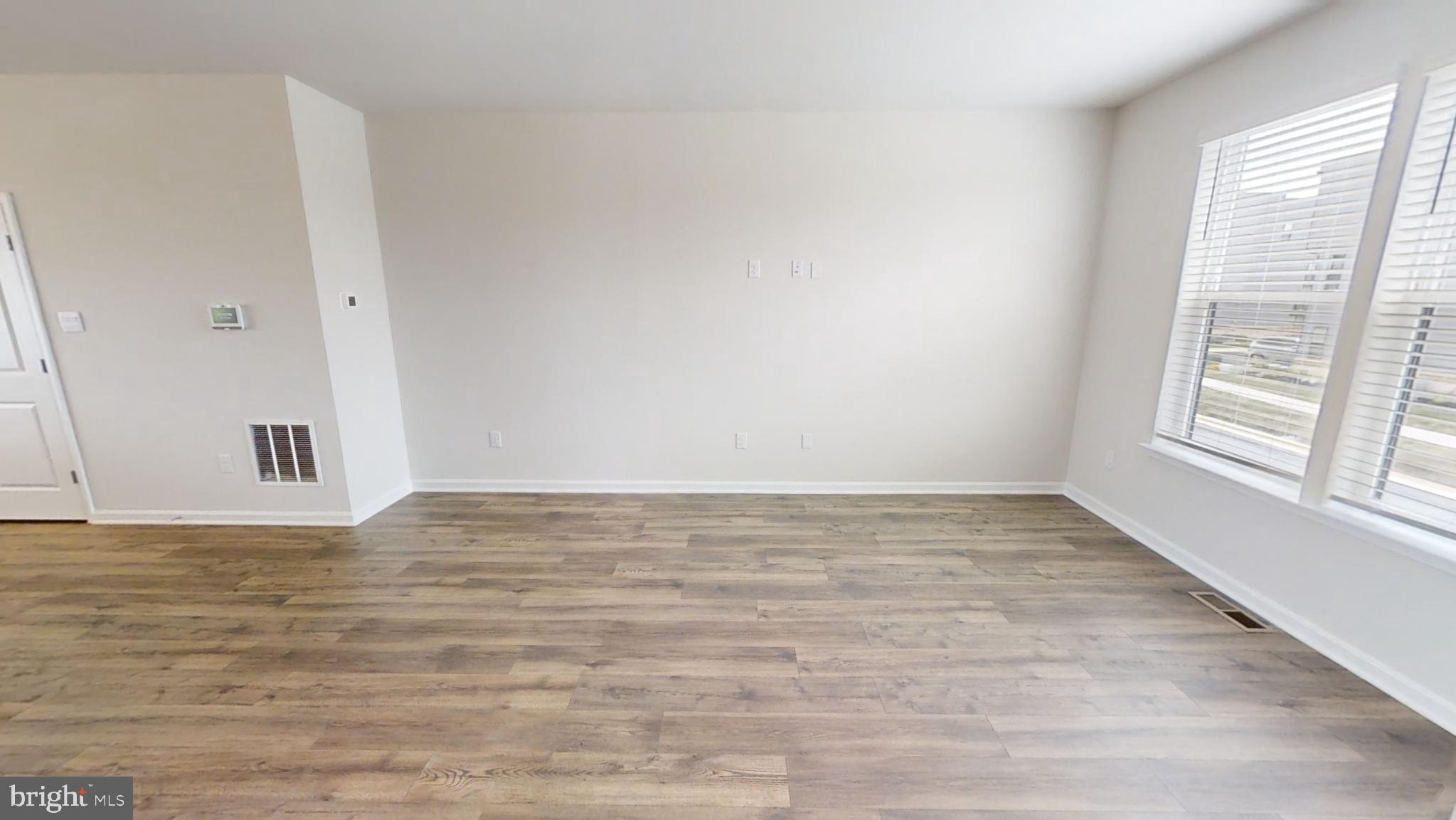 RENN QUARTER - Residential Lease