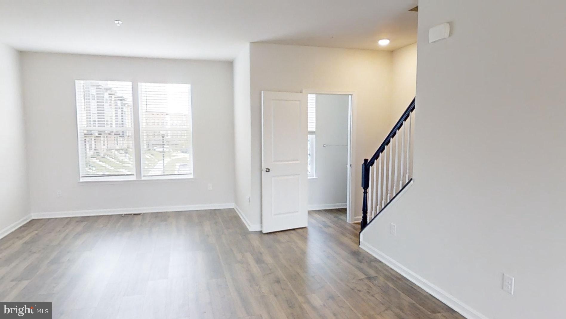 RENN QUARTER - Residential Lease