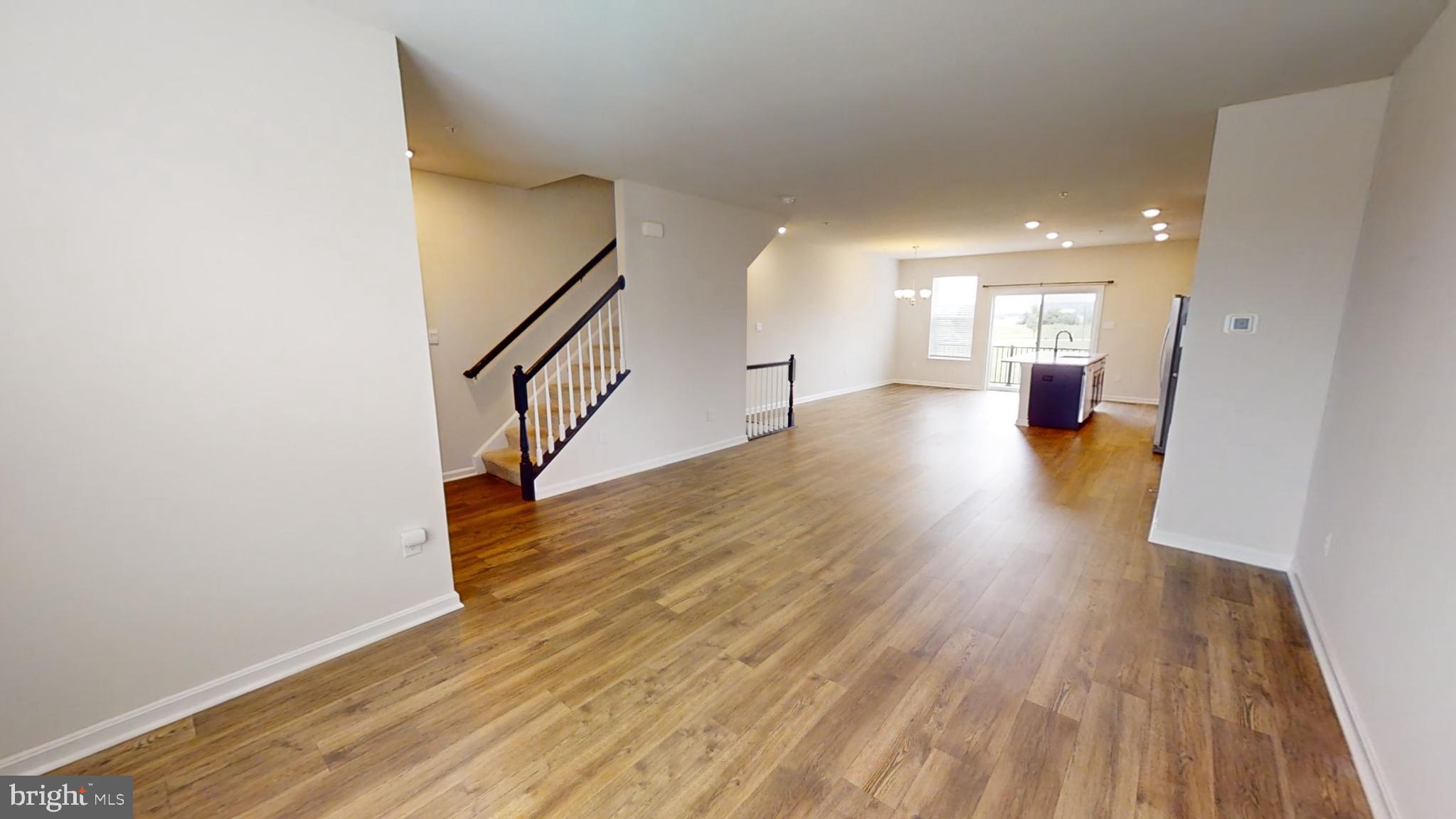 RENN QUARTER - Residential Lease