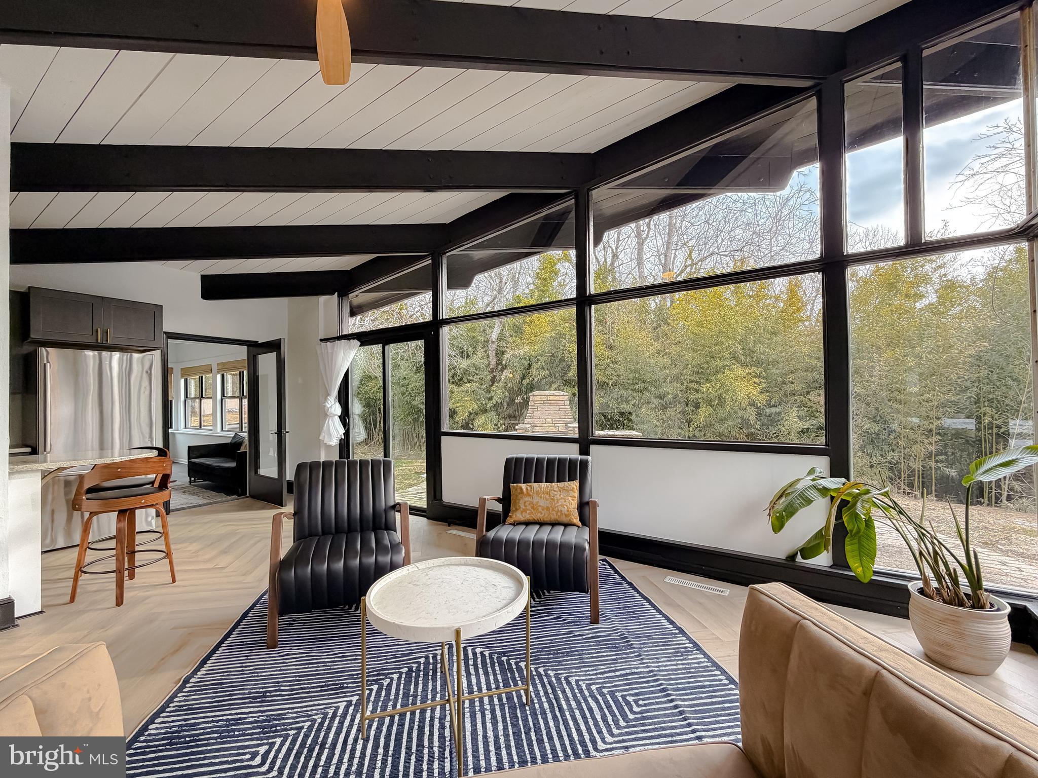 DRUM POINT - Residential