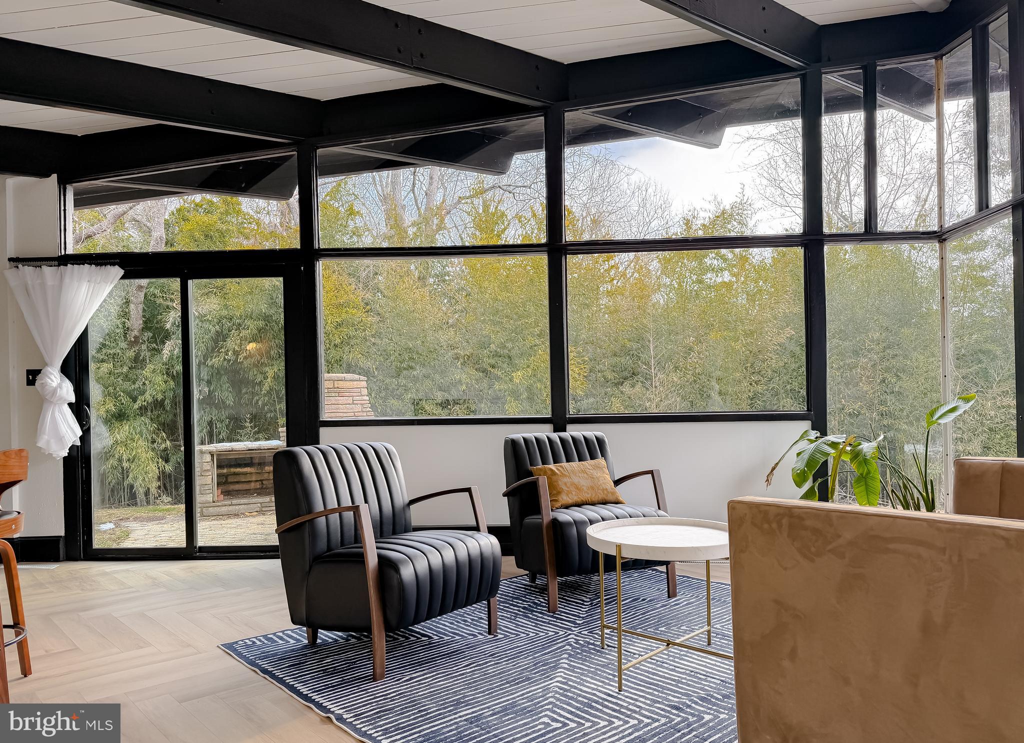 DRUM POINT - Residential