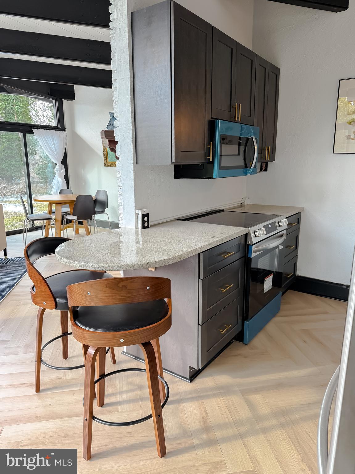 DRUM POINT - Residential