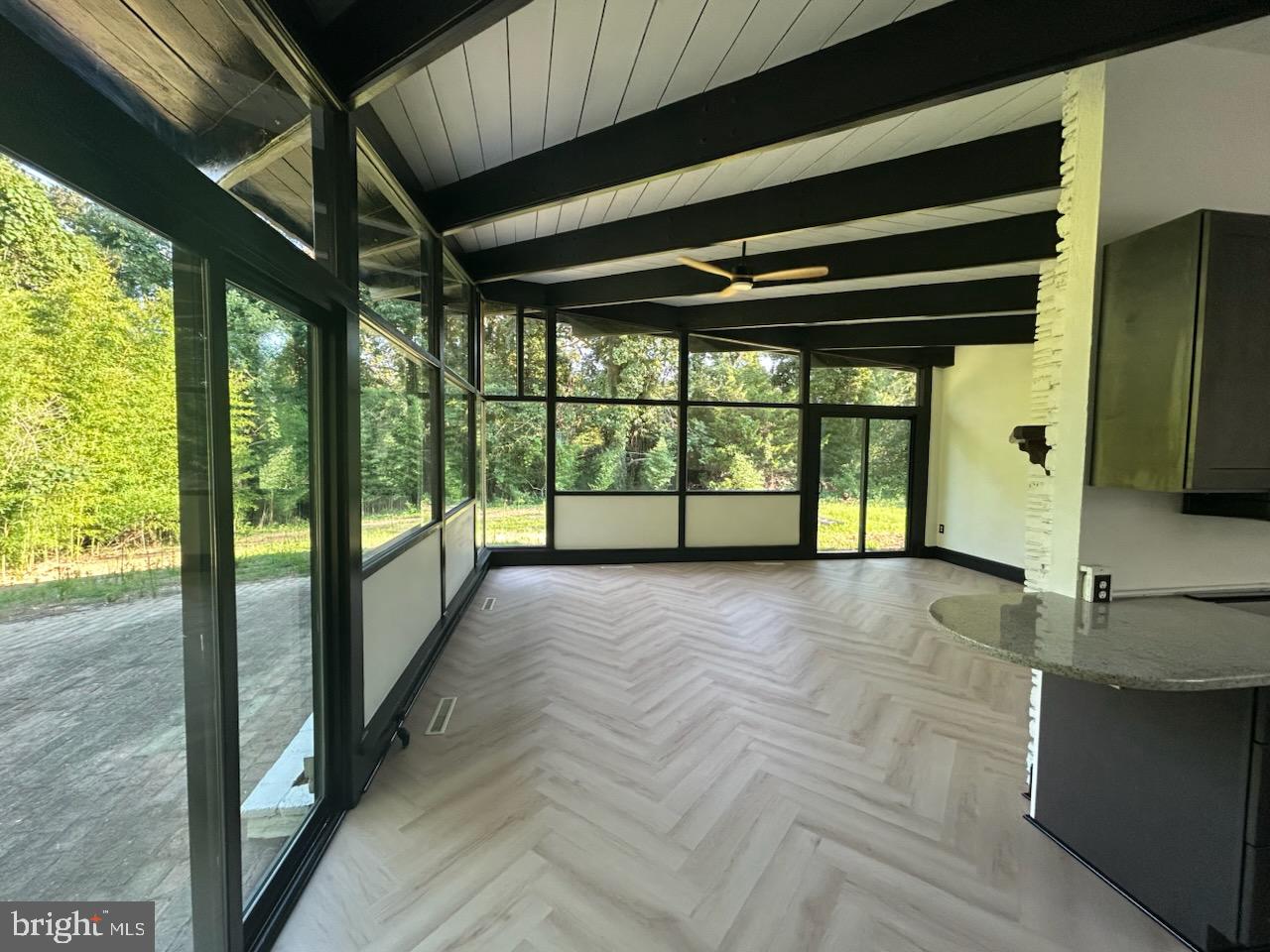 DRUM POINT - Residential