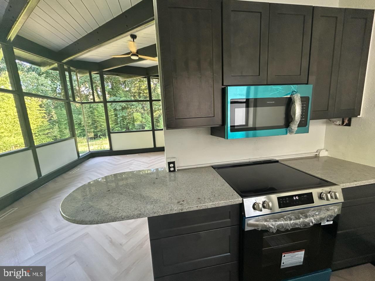 DRUM POINT - Residential