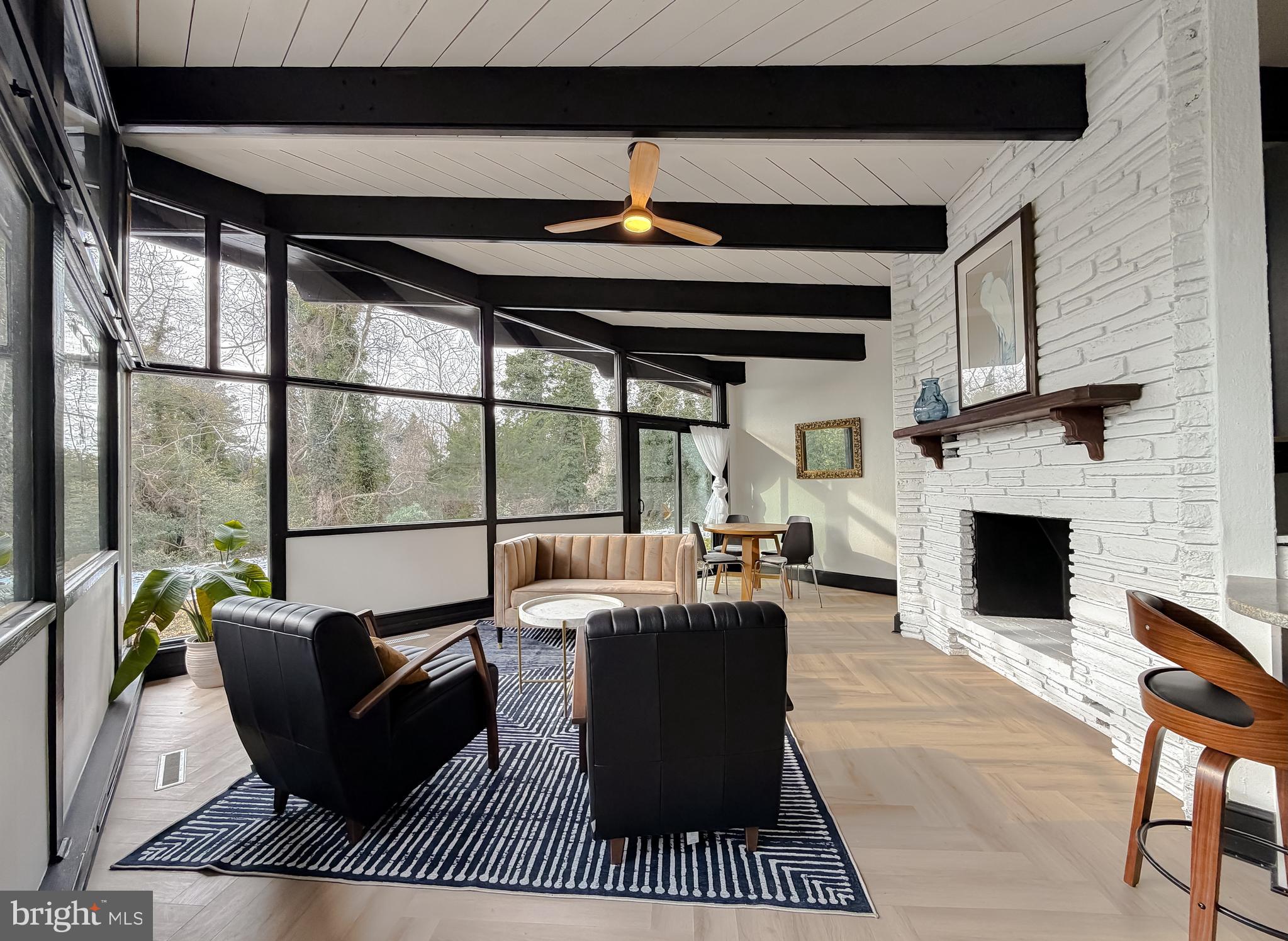 DRUM POINT - Residential