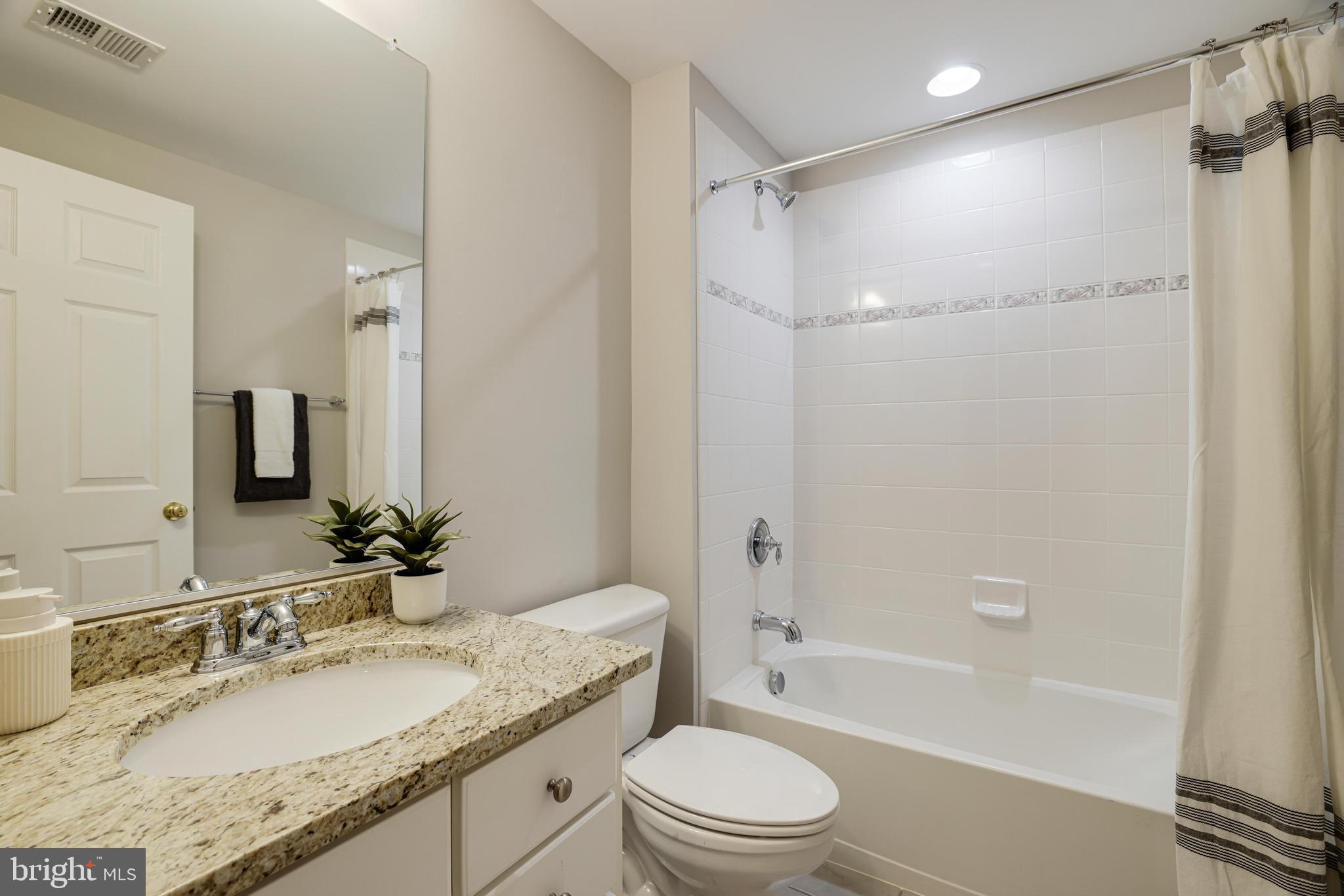 CASCADES LOWES ISLAND - Residential