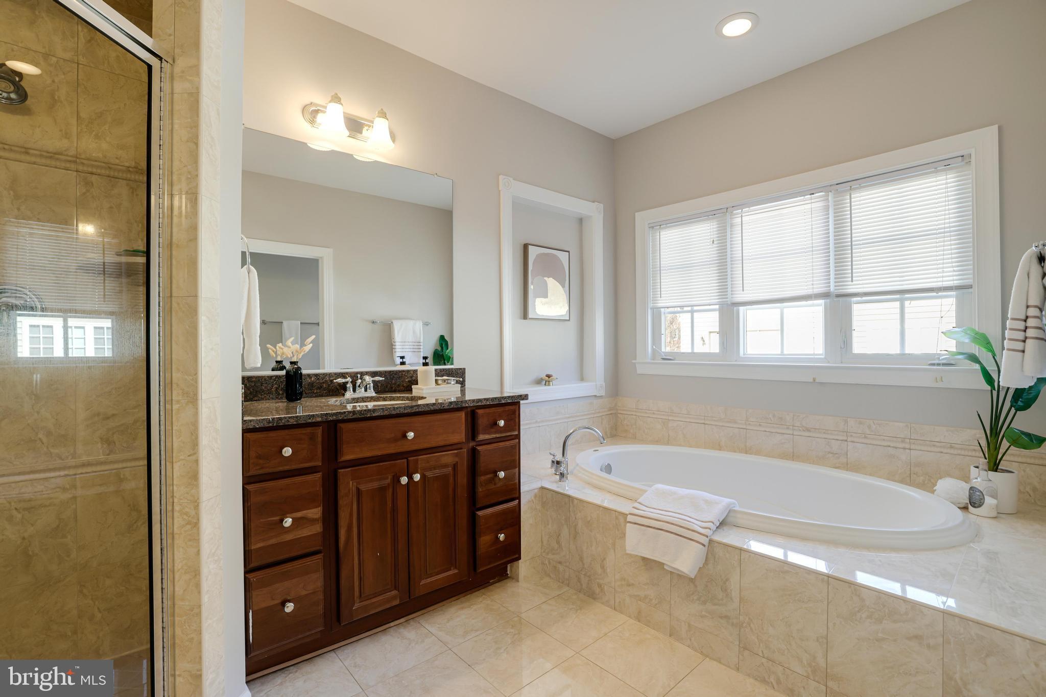 CASCADES LOWES ISLAND - Residential