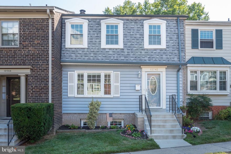 Remodeled top to bottom - say hello to granite countertops, stainless steel appliances, ceramic tile, hardwood floors throughout, upgraded bathrooms, large deck, wood fireplace, fenced back yard, & more. 4 bedrooms, 3.5 bathrooms. Large master with walk-in closet & en-suite. New roof 2016. Commuters dream <1 mile to 95, commuter lots, 1.7mi to VRE, 7.6mi to Belvoir, walk to Historic Occoquan.