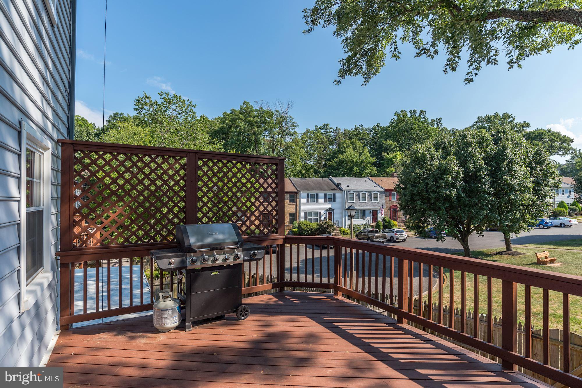 RIVERVIEW OVERLOOK - Residential