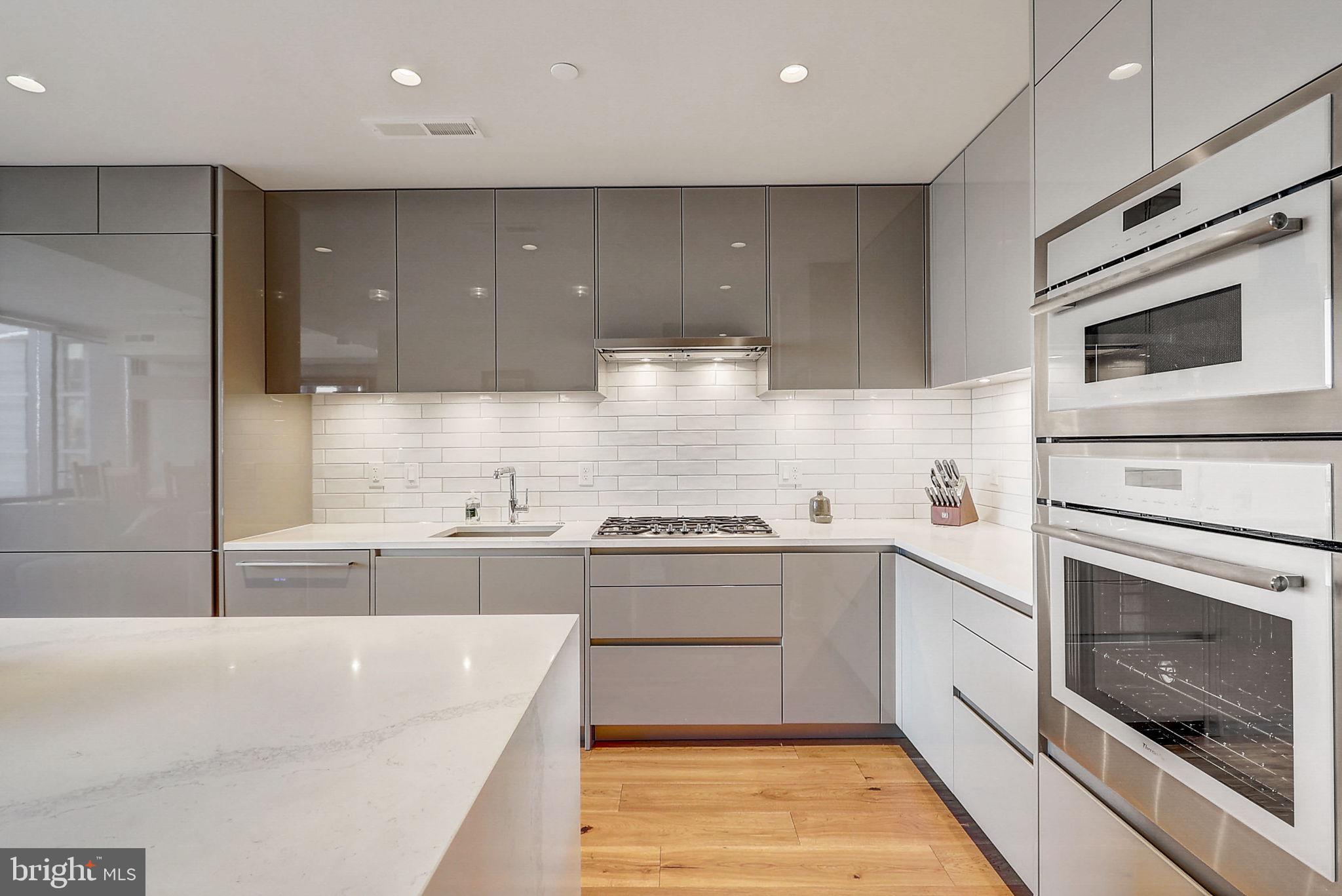 ROSSLYN - Residential