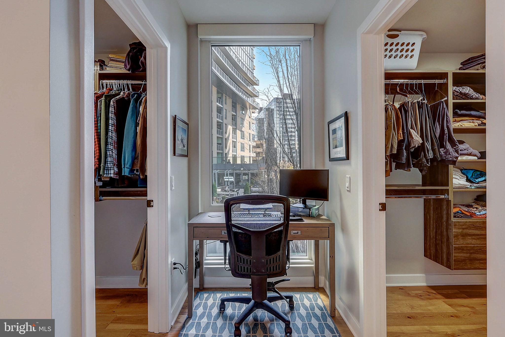 ROSSLYN - Residential