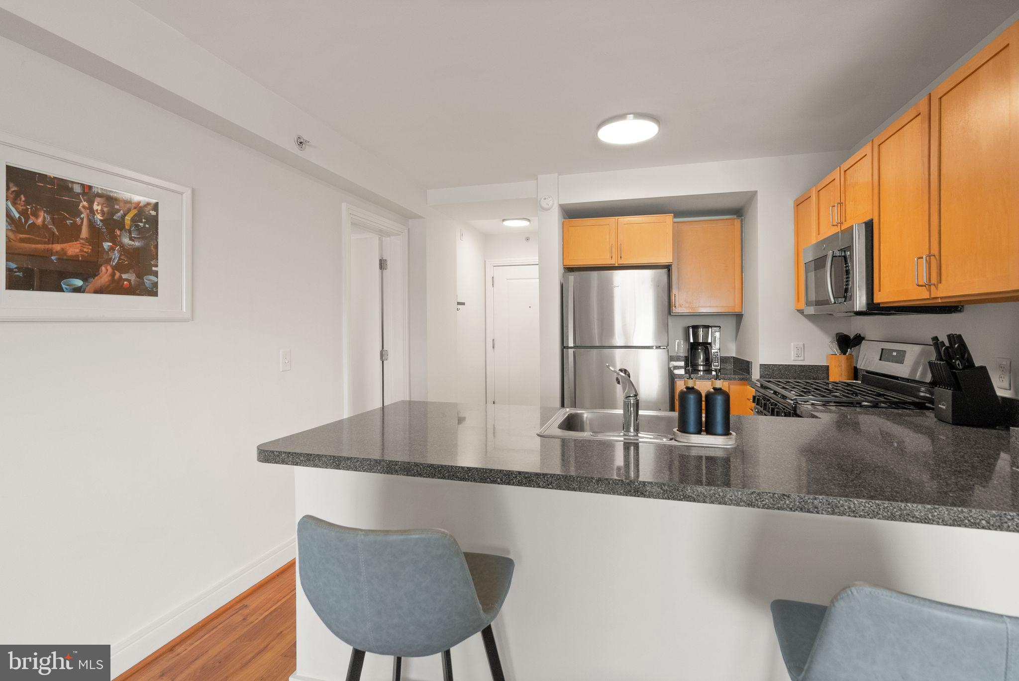 800 4TH STREET SW S712