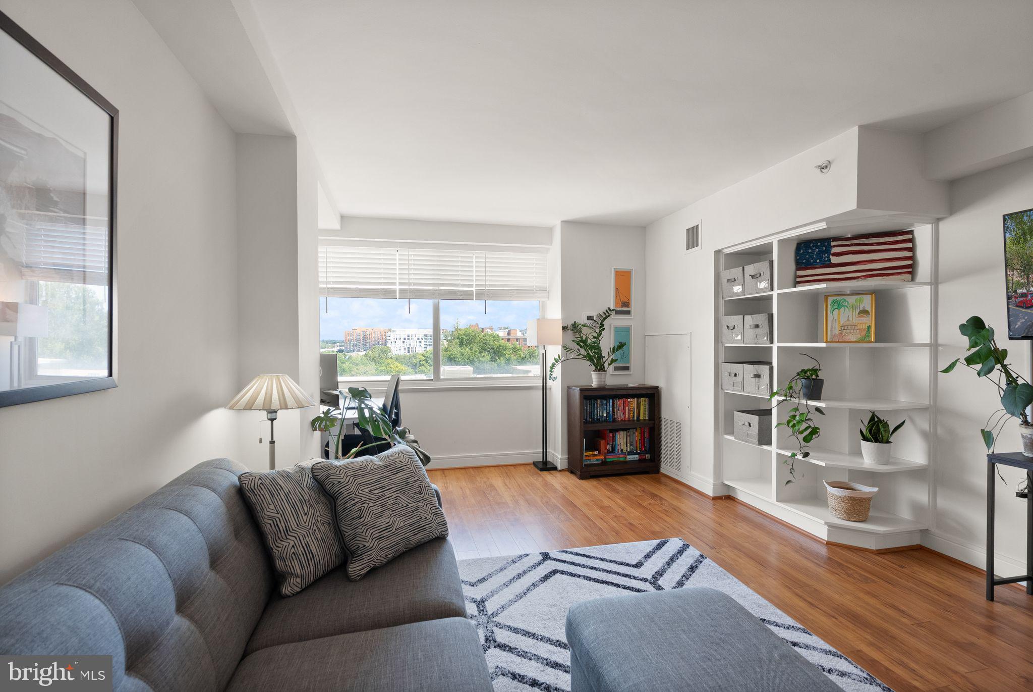 800 4TH STREET SW S712